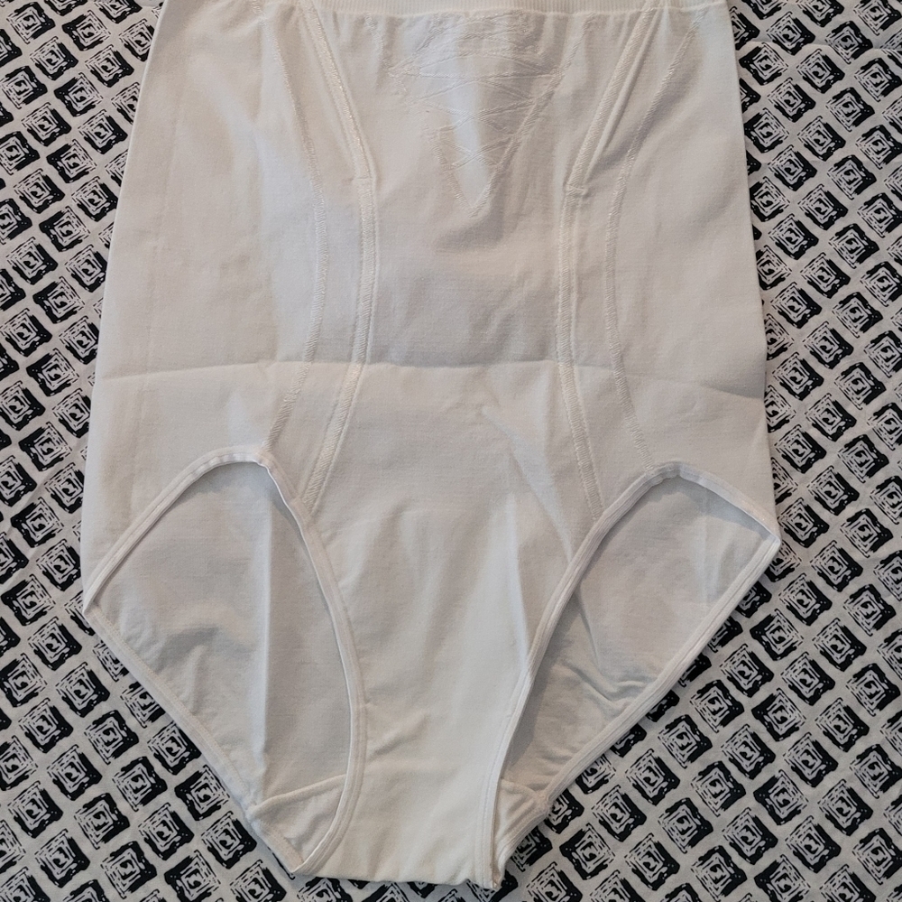 Barely there Sarah Lee Sample NWOT style DB4293 Lg